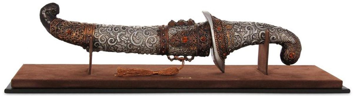 Saarim Attar III
