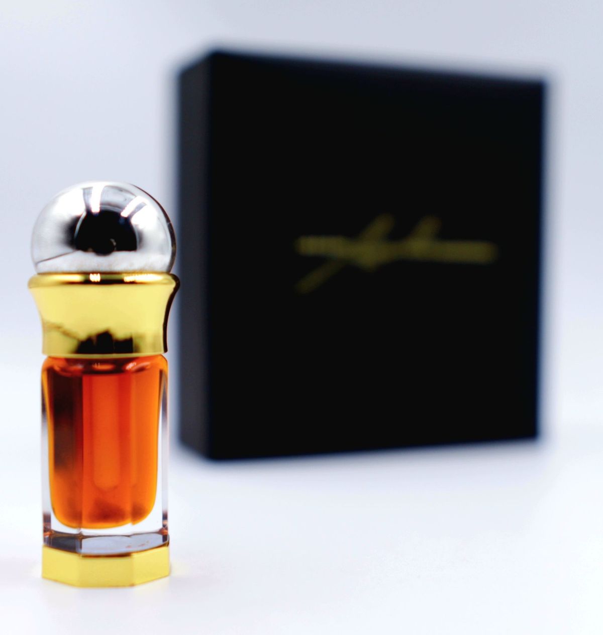 Un An Anniversaire Attar