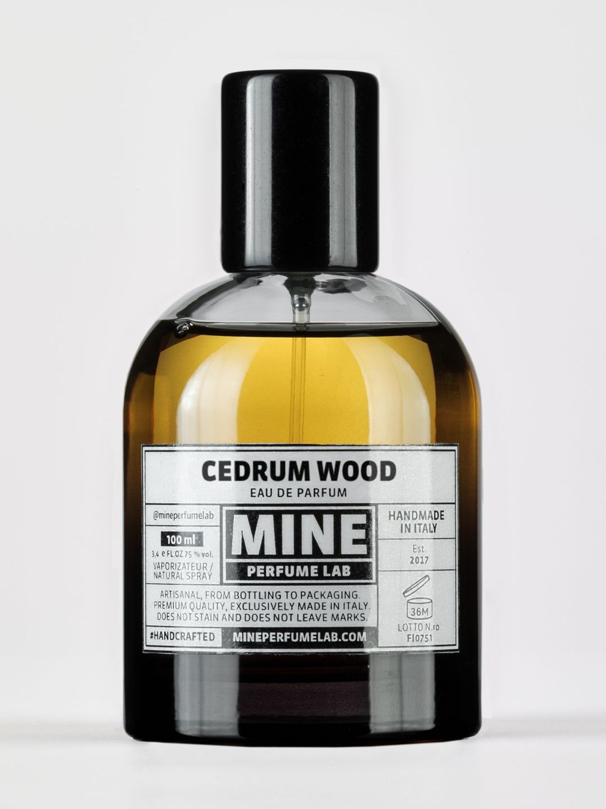 Cedrum Wood