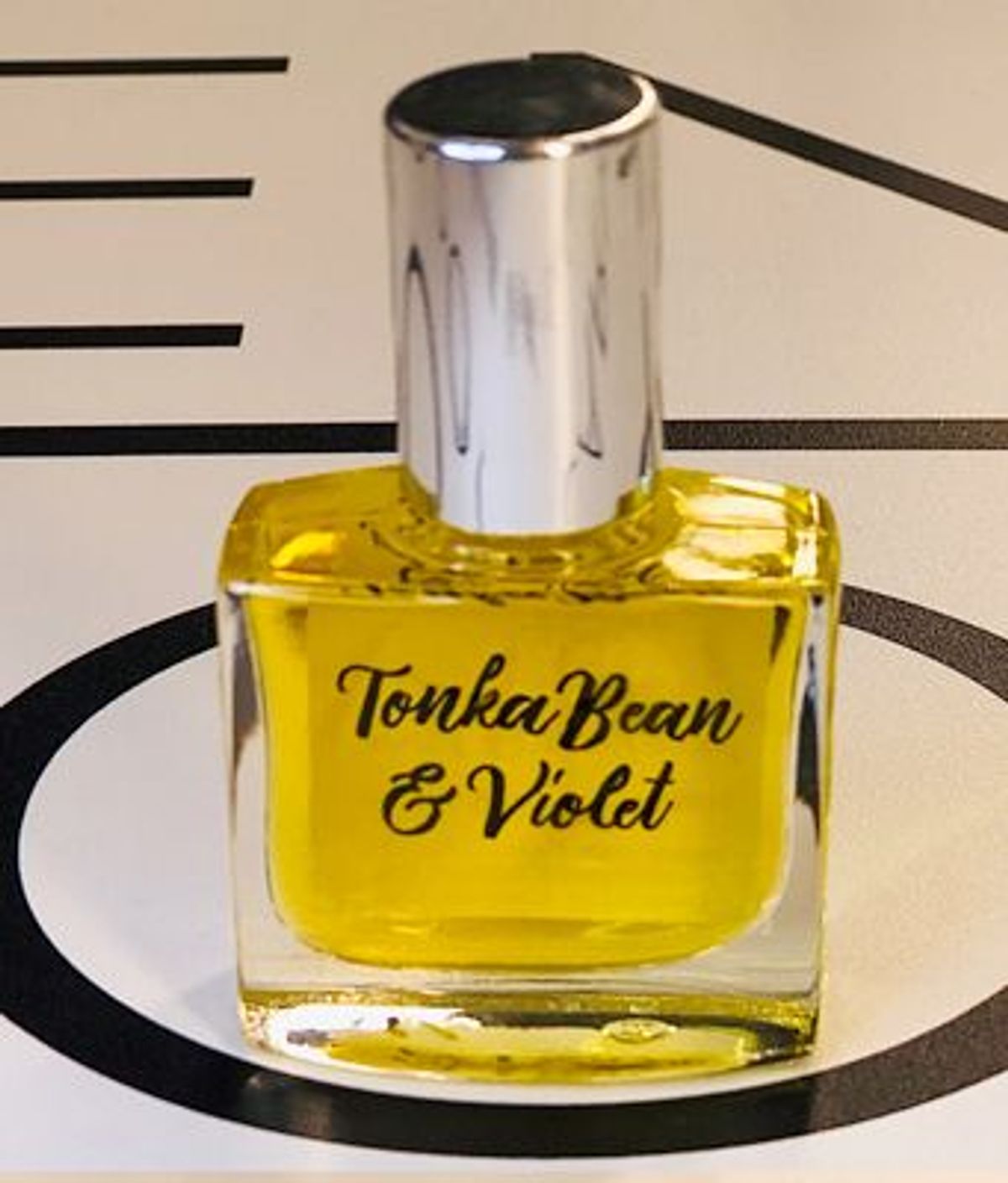 Tonka Bean & Violet