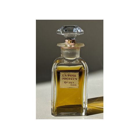 La Rose Jocelyn
