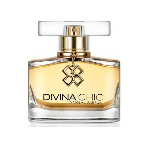 Divina Chic