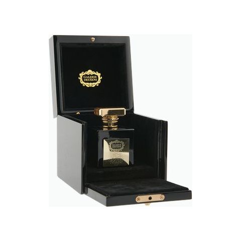Pure Magie. Le pouvoir du parfum