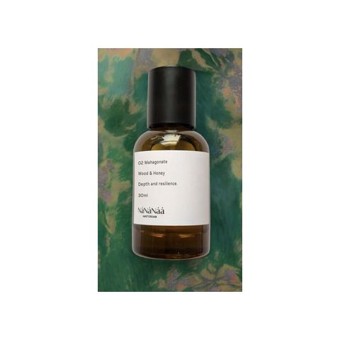 02 Mahagonate - Wood & Honey
