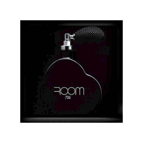 Room 726 Black